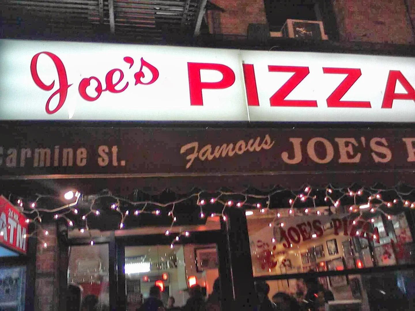 Joe's Pizza interior counter